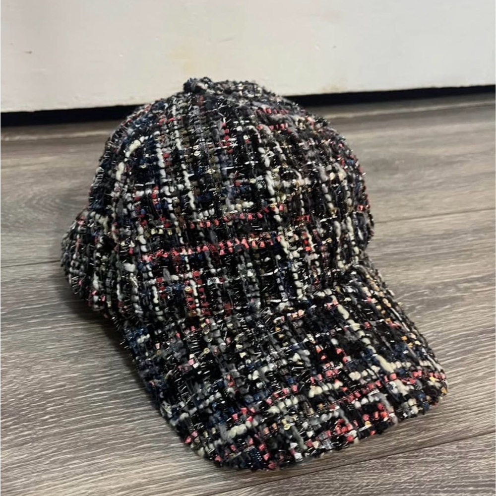 Stylish Tweed Women's Cap